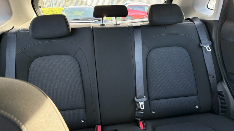 Hyundai Kona 1.0 TGDi 48V MHEV SE Connect 5dr Petrol Hatchback